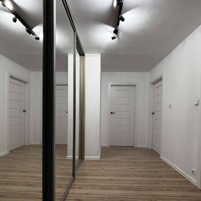 Alquiler de un acogedor apartamento de 3 habitaciones, 72 m², Psie Pole, Breslavia, Polonia